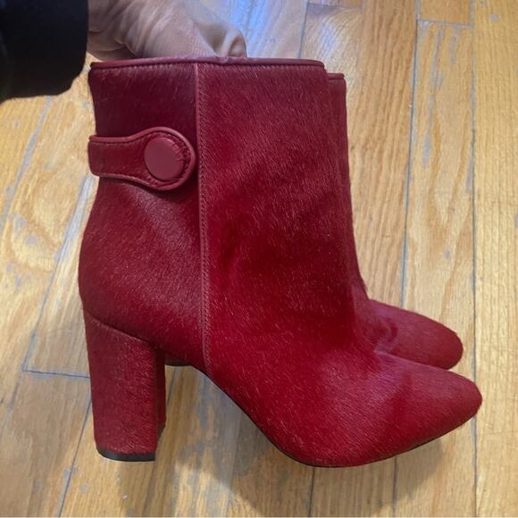 Ava & Aiden Red Button Tab Faux Calf Hair Booties Size 6 - Picture 2 of 7